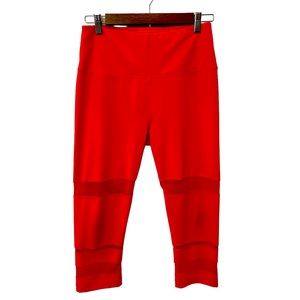 Reebok crop athletic leggings size medium